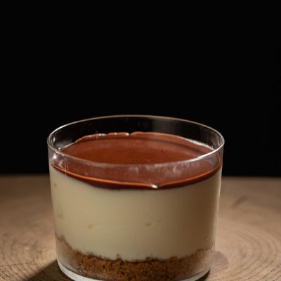 Cheesecake con crema alle nocciole